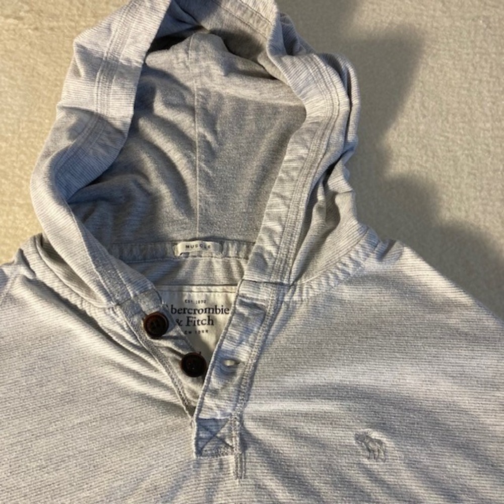 Abercrombie and fitch Muscle Light Weight Hoodie 23.5 x 26 Moose Logo